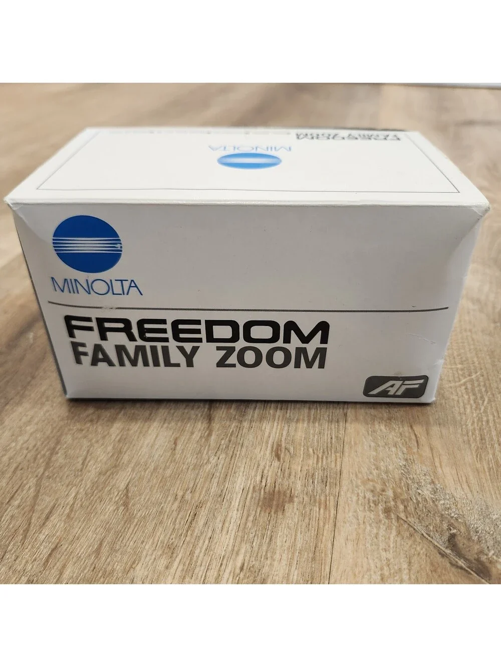 Minolta Freedom Family Zoom AF 35mm Point & Shoot Film Camera New Open Box Black